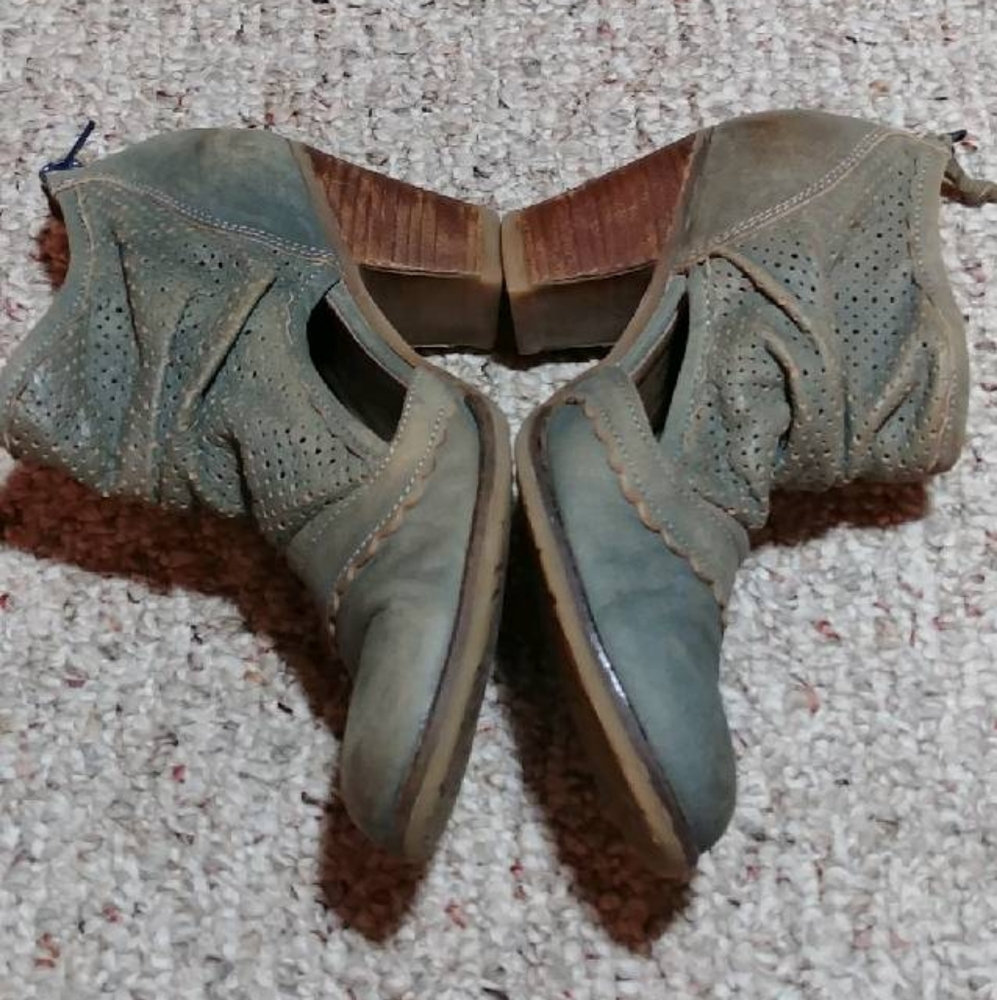 Dkode distressed leather booties